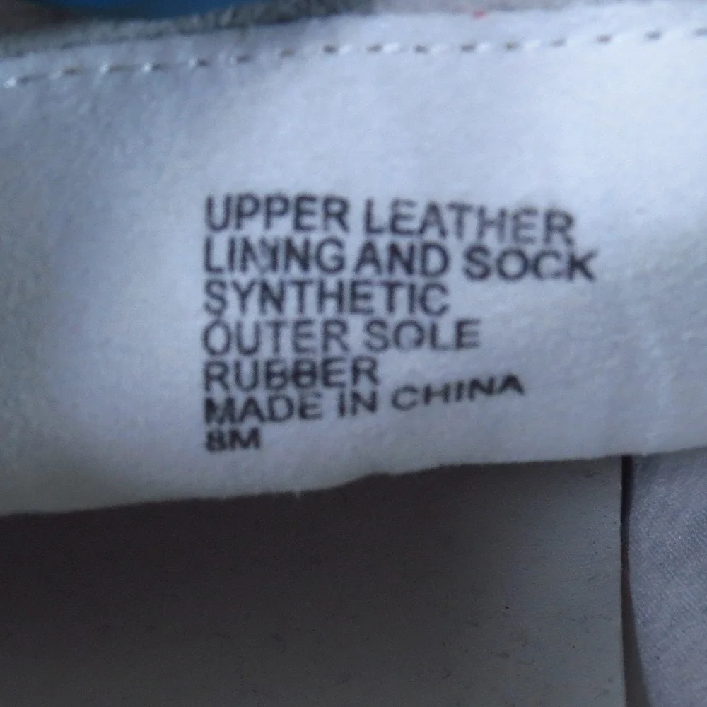 Banana Republic Essential Womens Sneaker Size 8M Walking White Leather Low Top